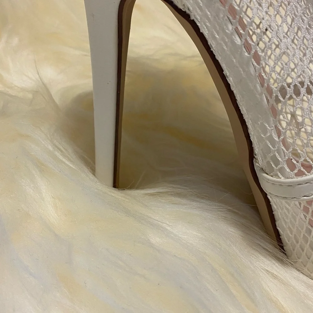 Elegant White Mesh Stiletto Heels - Picture 3 of 7